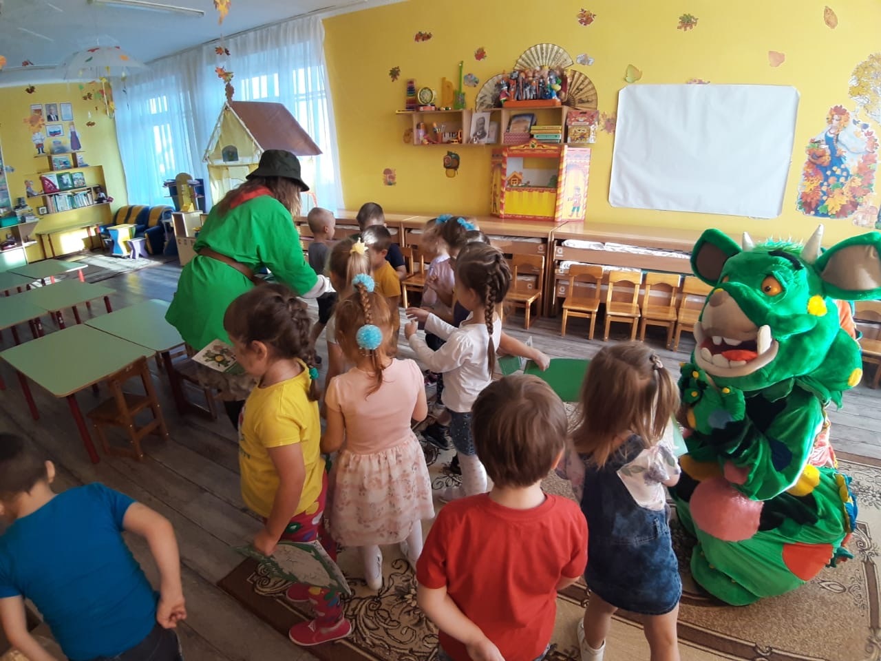 <span style="font-weight: bold;">Экологические уроки прошли в детском саду №20 села Патруши.</span><br>